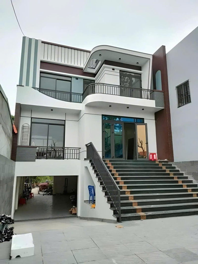 cong-ty-nha-mai-nhat-dep
